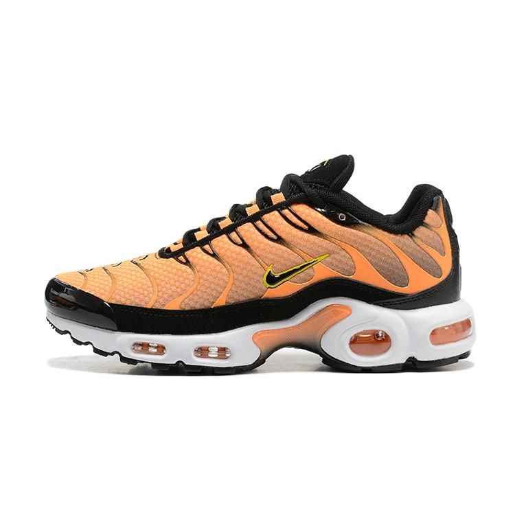 AIR MAX PLUS TN ‘ORANGE BLACK’