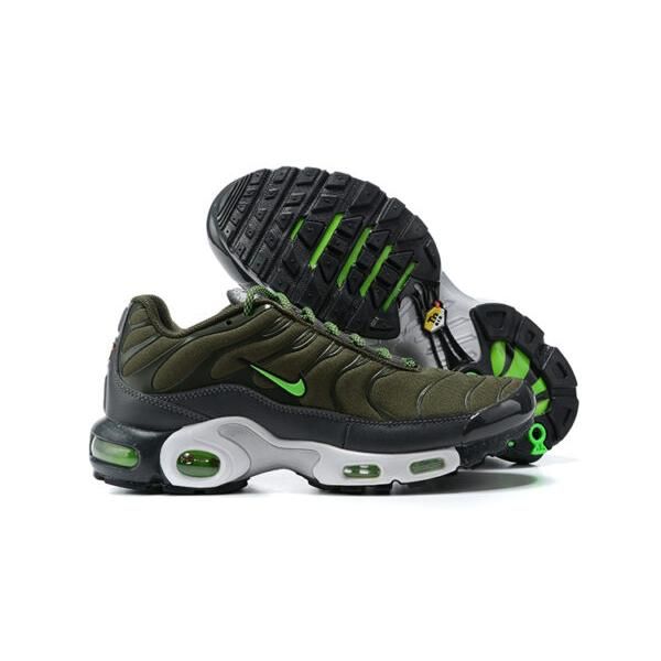 AIR MAX PLUS TN ‘KHAKI VOLT GREEN’