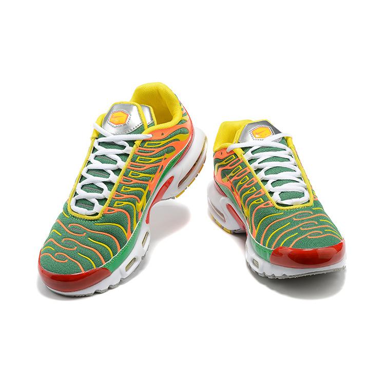 AIR MAX PLUS TN ‘DOUBLE SWOOSH’